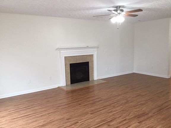 2nd image of 1115 Taylor Glen Blvd W