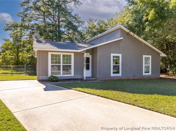 6413 Lorell Ct, Fayetteville, NC 28304
