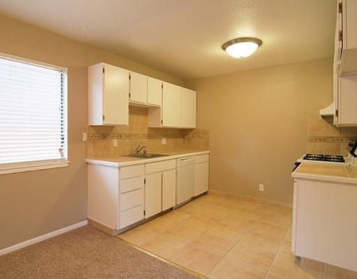4th image of 309 Cottonwood Ct