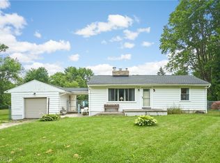 1433 Raleigh Blvd, Akron, OH 44321