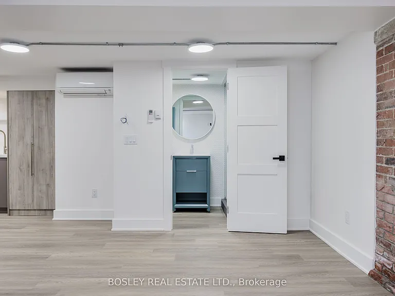 334A Gladstone Ave #B — Photo 18