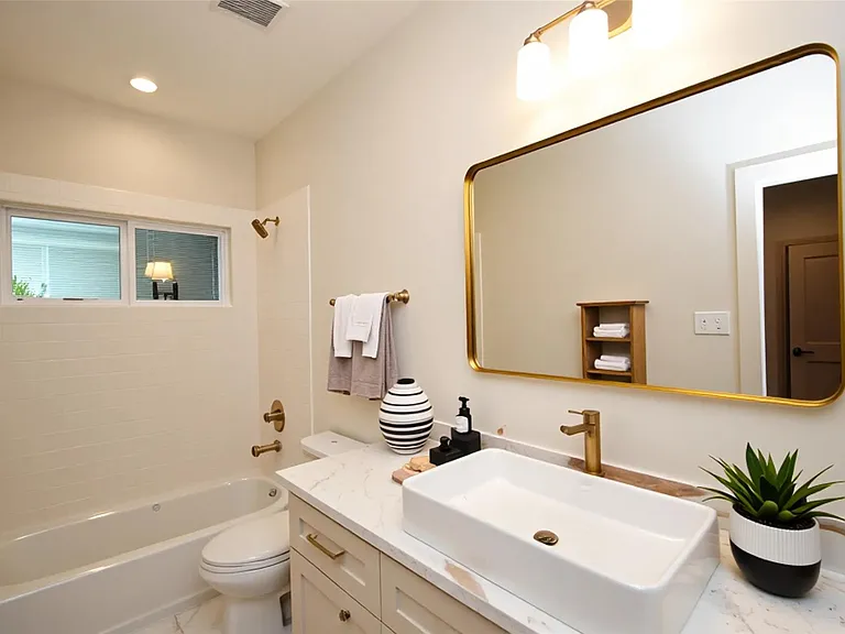6312 Illinois St #C — Photo 6