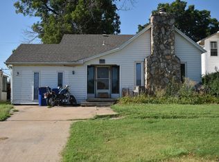 303 Barnes Ave, Alva, OK 73717