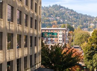 1400 NW Irving St APT 705, Portland, OR 97209