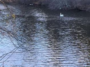 60 River Rd, Norfolk, MA 02056