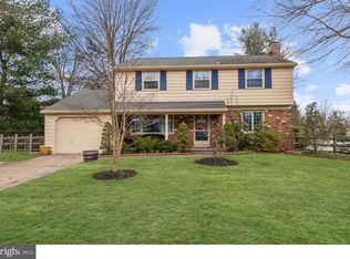 2202 Orchard Way, Cinnaminson, NJ 08077