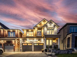 1067 Purus Path, Pickering, ON L1X 0H3