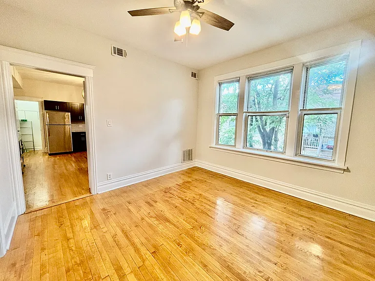 1435 N Ashland Ave #3R — Photo 5