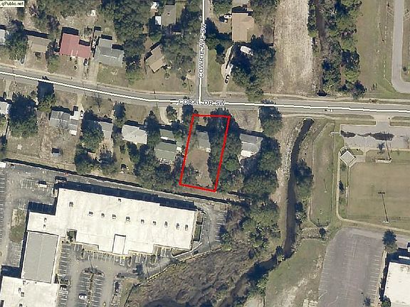 2nd image of 176 Coral Dr SW