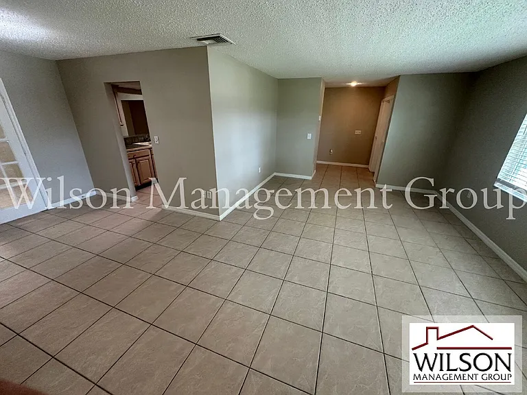 620 Lakespur Ln — Photo 4