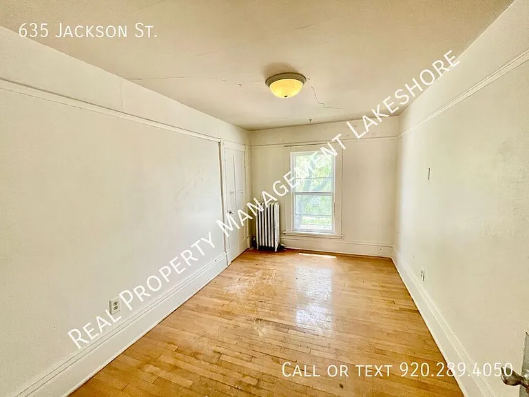 635 Jackson St — Photo 10