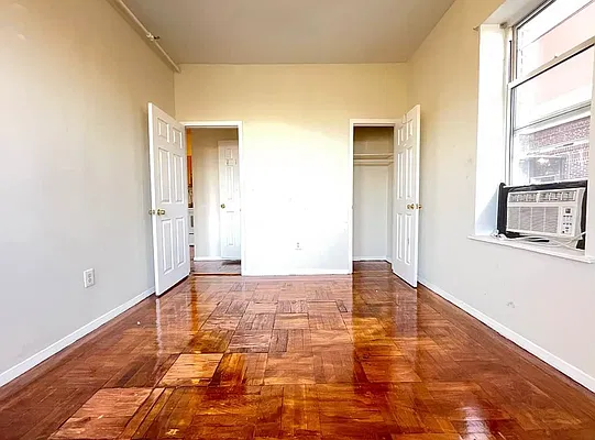 Rented by Premier Metro Realty Corp | media 7