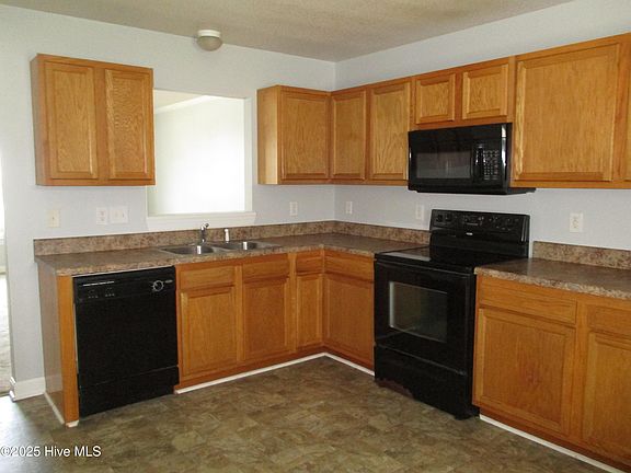4th image of 103 Bridgewood Drive