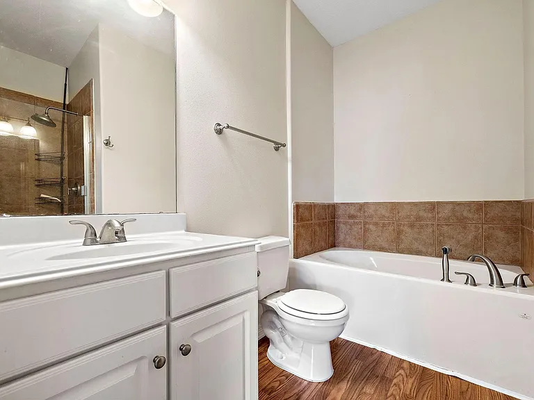 816 Sterling Creek Cir — Photo 14