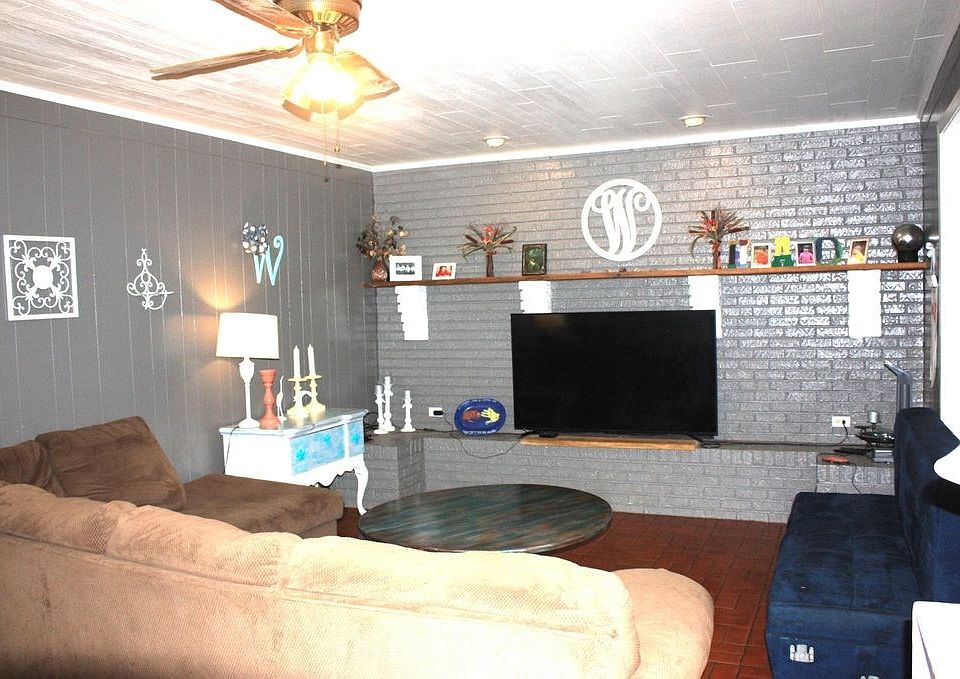 2nd image of 34 Hathorn Ave