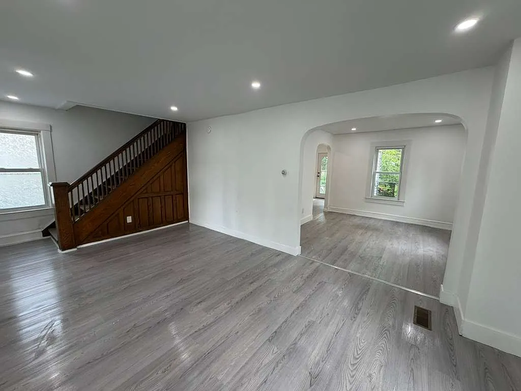 3 bed, 1270 sqft, $1,600 — Photo 3