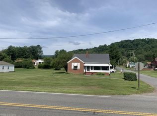 200 Park Dr, Narrows, VA 24124