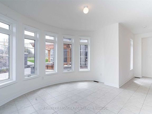 3rd image of 6D Parker Ave