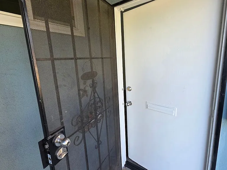 605 N Sabina St — Photo 3