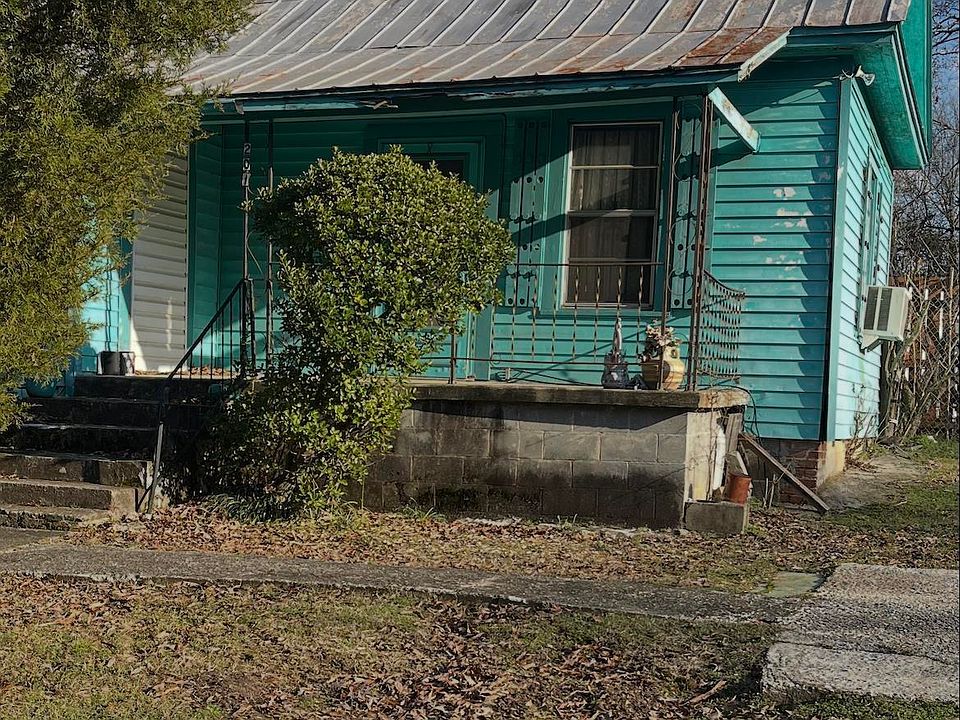 1st image of 201 Ball Ave
