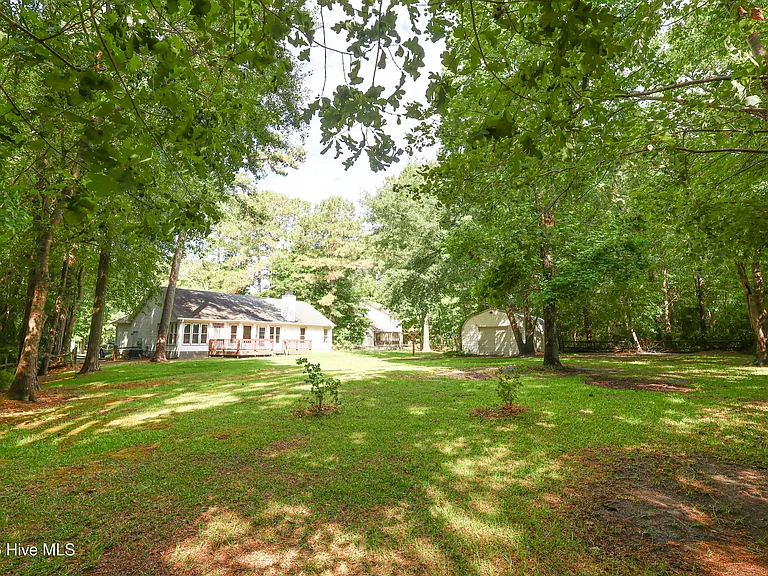 172 Baytree Dr — Photo 18