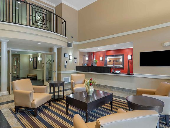 Lobby and Guest Check-in