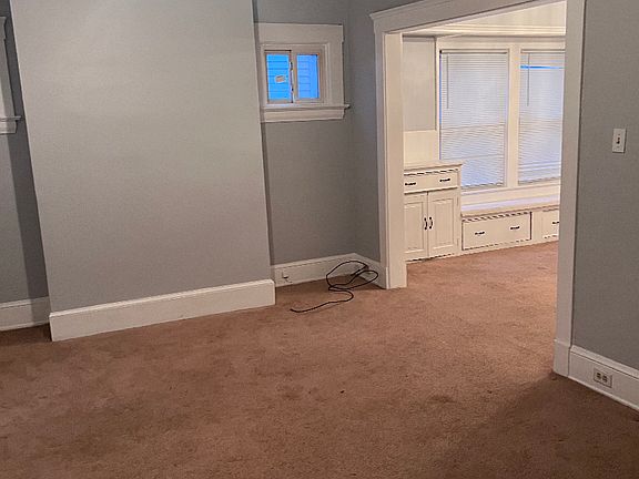 4th image of 9610 Pierpont Ave #1