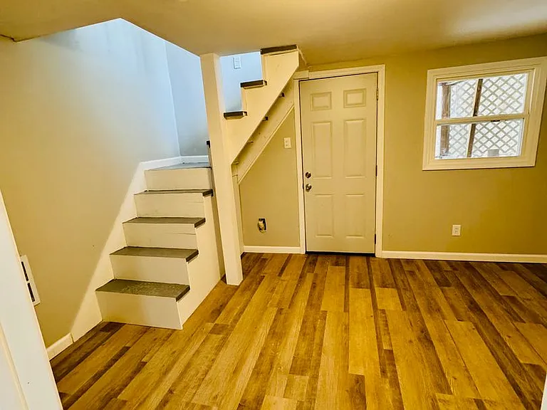 3305 N Russell Rd — Photo 11