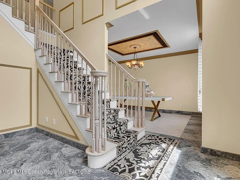7 Mackenzie Rd — Photo 6