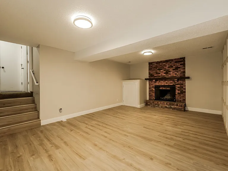 15045 Switzer Rd — Photo 11