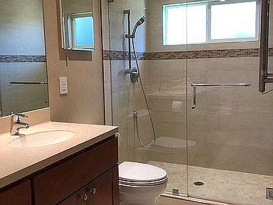 3rd image of 602 Woodbridge Cir