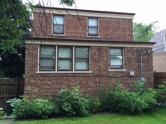 2nd image of 11165 S Artesian Ave