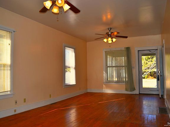 2nd image of 246 N Oakdale Ave