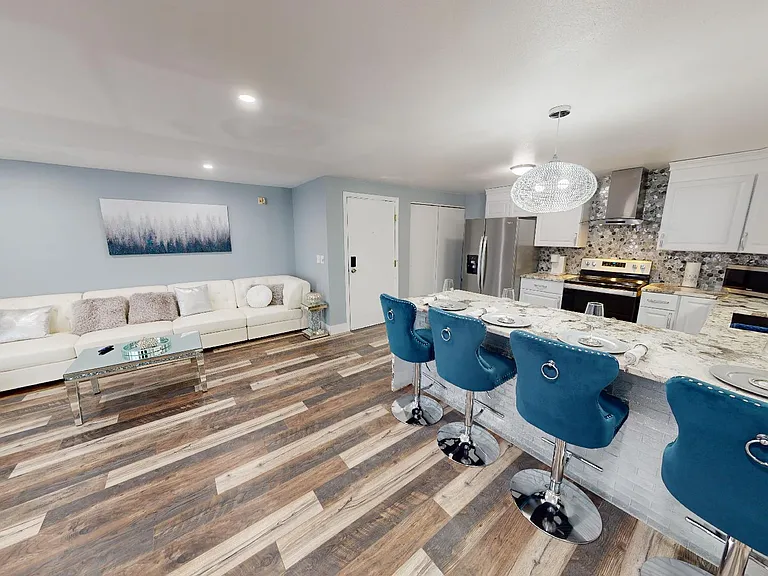 600 N Kensington Dr — Photo 11