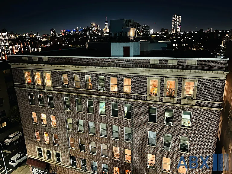 425 Keap St #4A — Photo 5