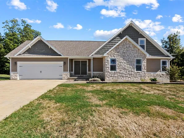40 Ridgeway Dr, Benton, MO 63736