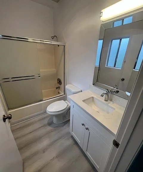 10700 Francis Pl #3 — Photo 4