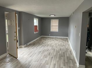 17915 Commercial Ave, Lansing, IL 60438