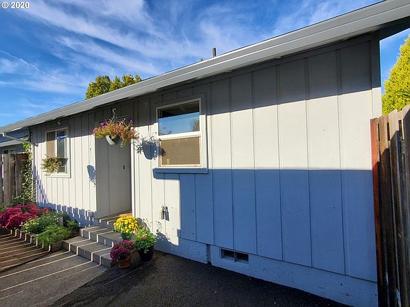 4th image of 1842 SE Quail Cir