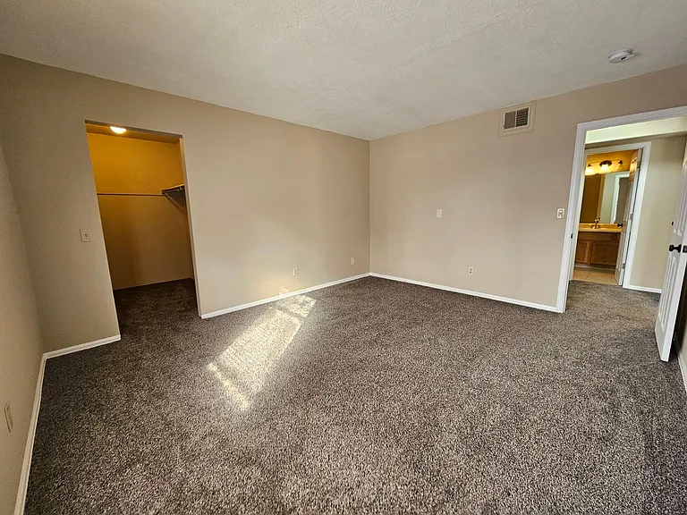 460 S Fenton St — Photo 67