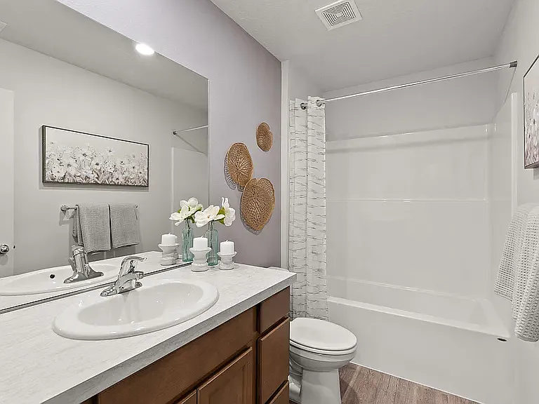 5186 E Liberty Ln — Photo 6
