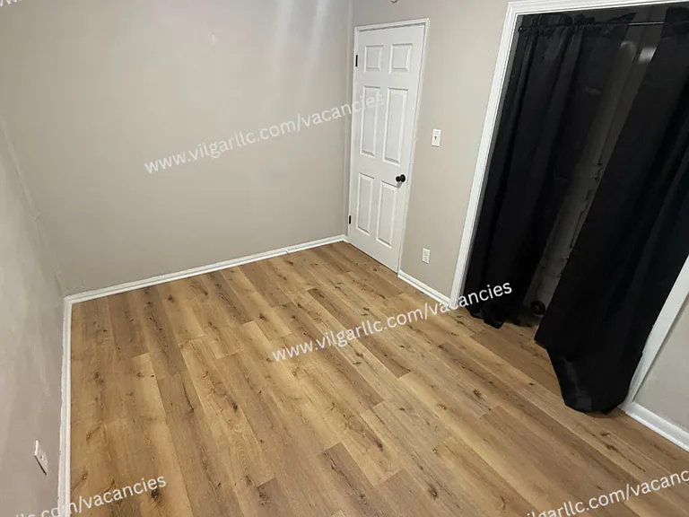 260 Van Buren St — Photo 18