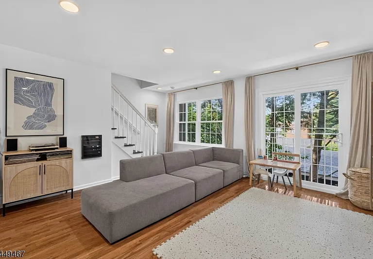 100 Glen Ridge Ave #12 — Photo 8