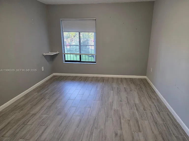 8015 SW 107th Ave #221 — Photo 4