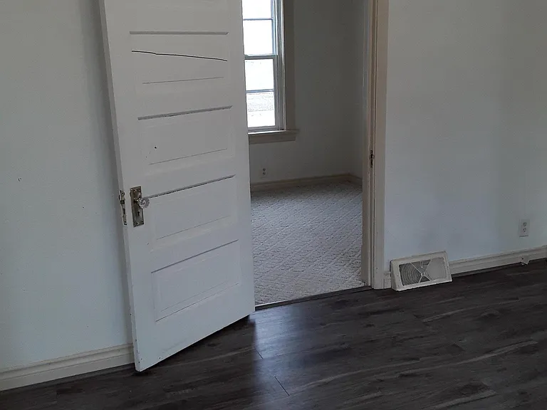 802 Cherry St — Photo 10