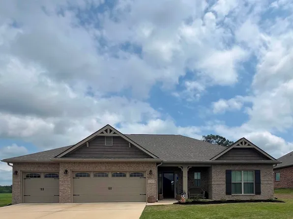 1509 Holloway Pl SE, Cullman, AL 35055