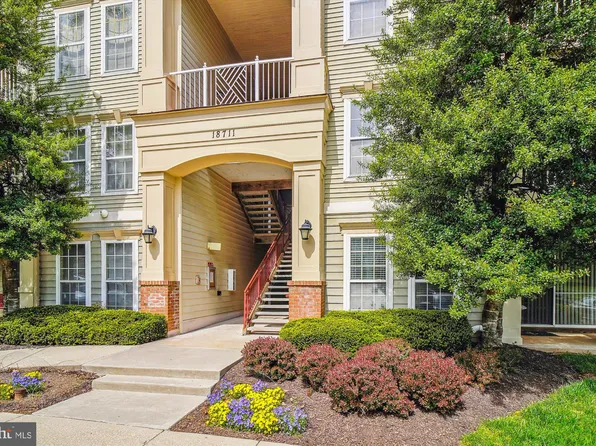18711 Sparkling Water Dr #10-C, Germantown, MD 20874