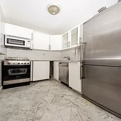 Rented by Ariel Real Estate Inc