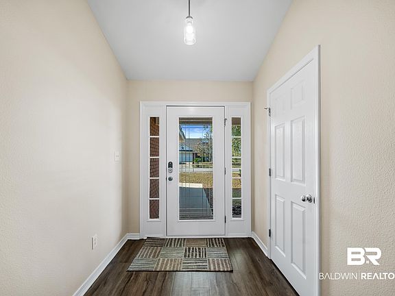 4th image of 8958 Turf Creek Dr