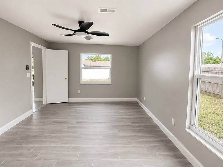14301 Lofton Way — Photo 8